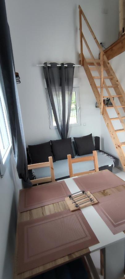 Appartement Au Coeur Des Rizieres Salin-de-Giraud Exterior photo